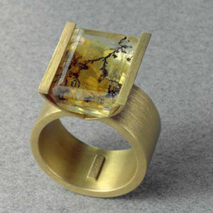 Anillo oro 750 cuarzo dendrita