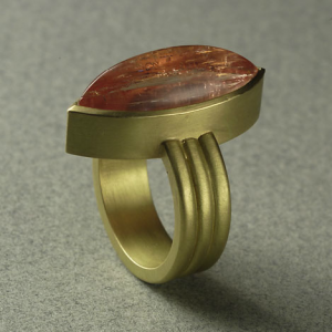 Anillo oro topacio imperial