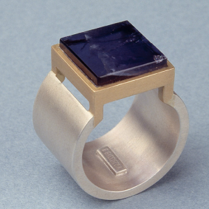 Anillo plata oro iolita