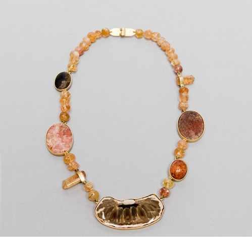 Collar de piña fosilizada madera fosilizada bolas de topacio imperial y prismas de topacio imperial